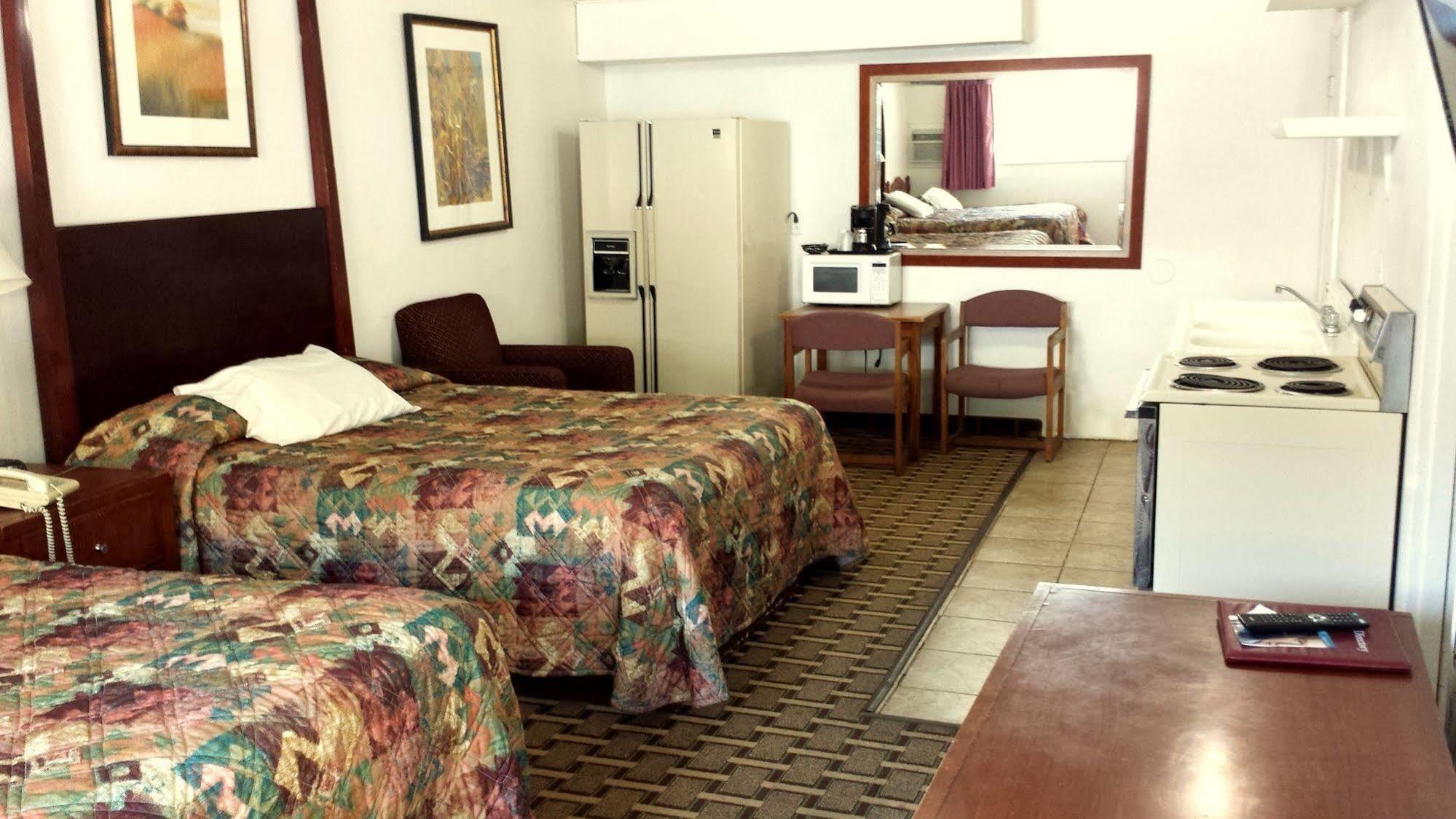 Executive Inn & Suites Lakeview Zewnętrze zdjęcie